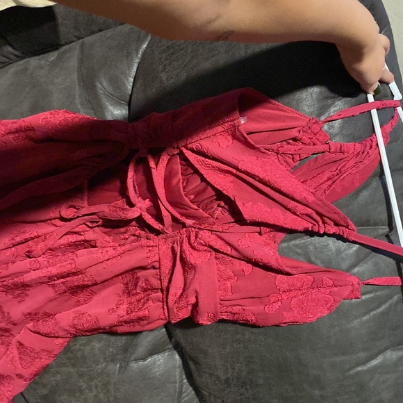 summery pink floral dress w criss cross open back. NEW - Picture 2 of 2